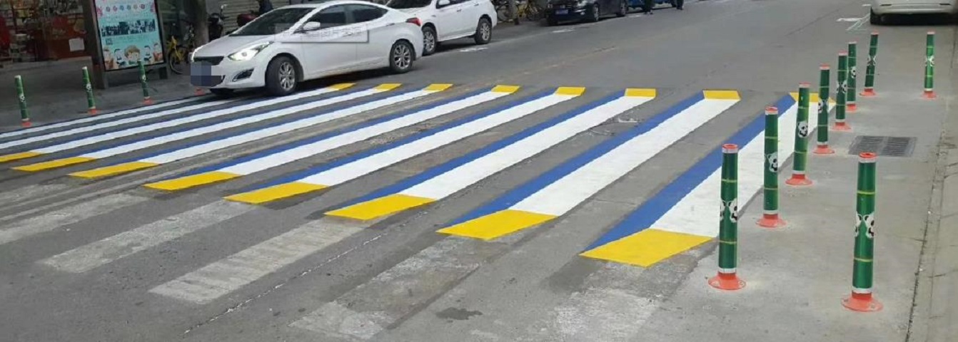 預(yù)成型標(biāo)線帶斑馬線